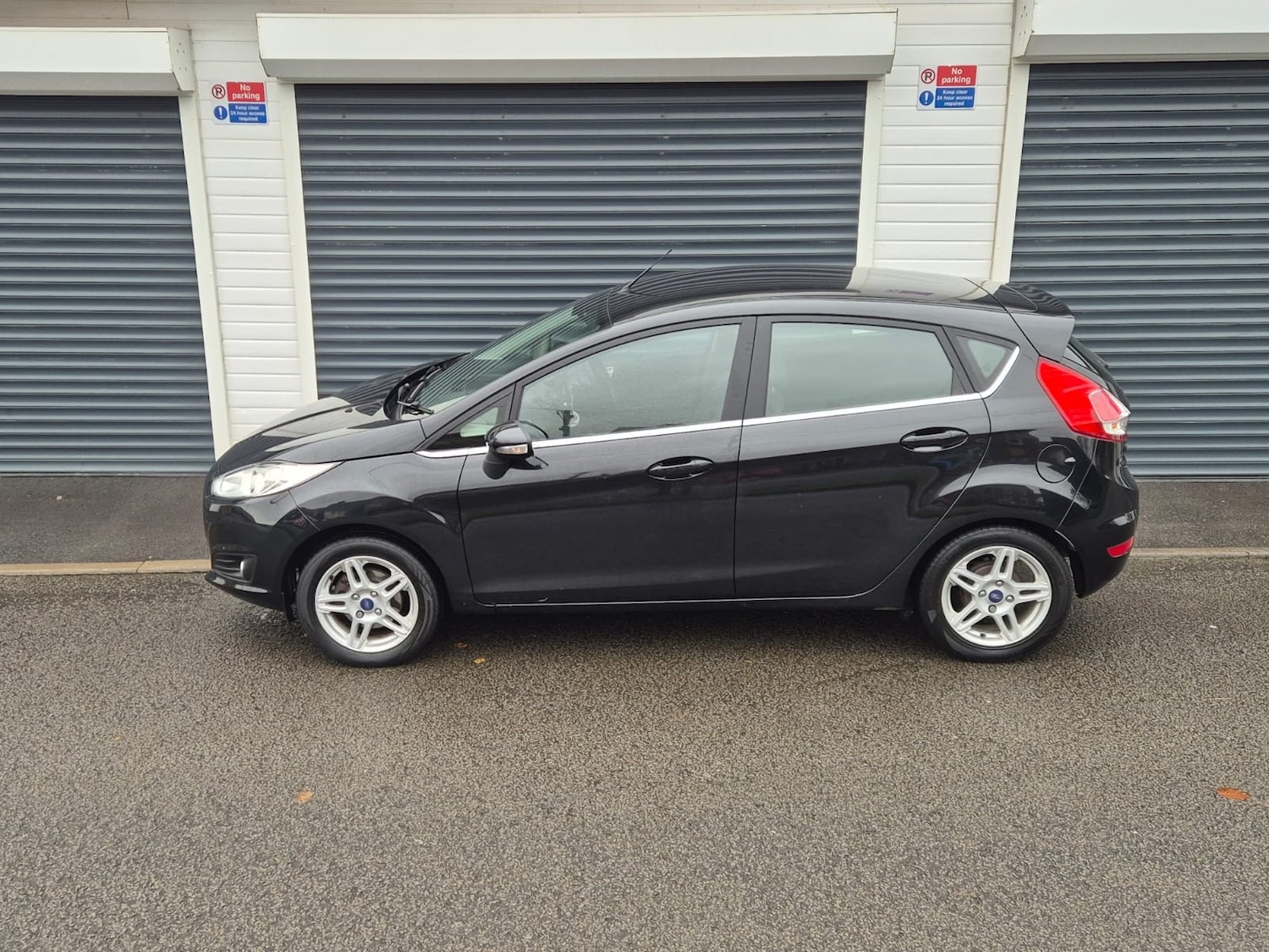 Used Ford Fiesta 2013 for sale - 76449867: Photo 9