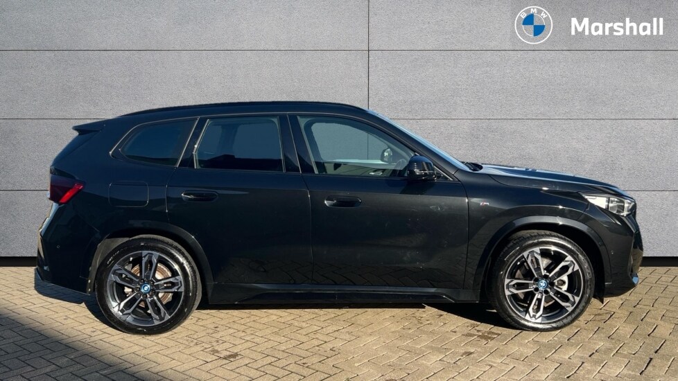 Used BMW iX1 2023 for sale - 76372832: Photo 3