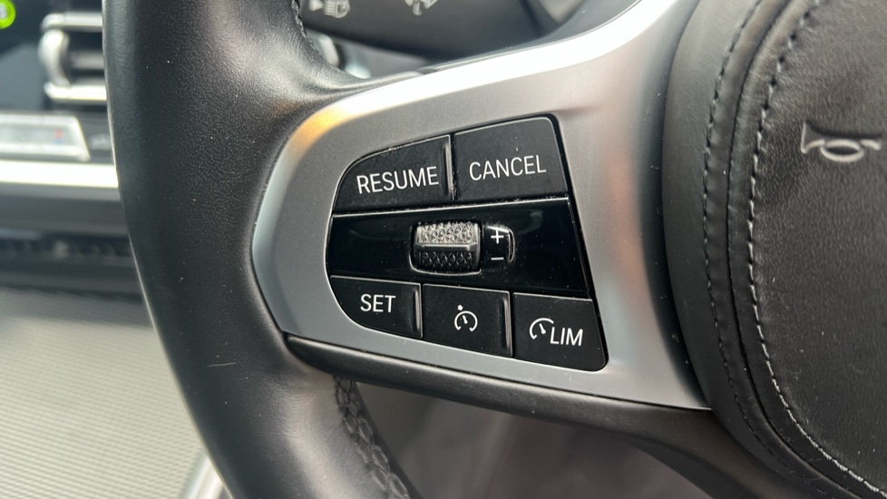 Used BMW 3 Series 2022 for sale - 76350963: Photo 32