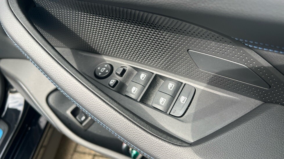 Used BMW i4 2025 for sale - 76124580: Photo 31