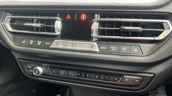 Used BMW 1 Series 2023 for sale - 75815517: Photo 8