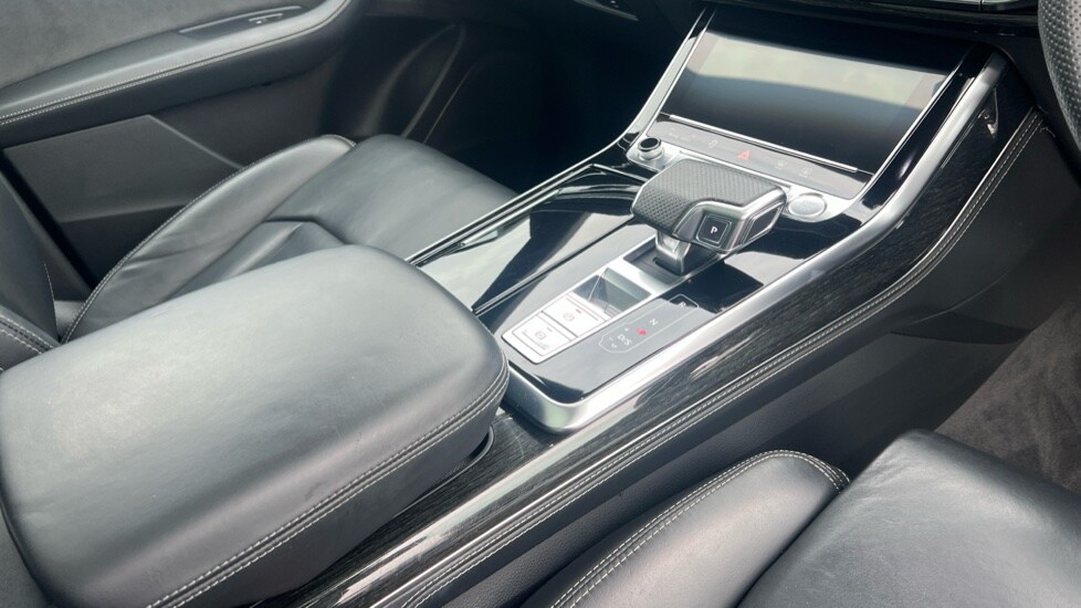 Used Audi Q8 2020 for sale - 76668205: Photo 22