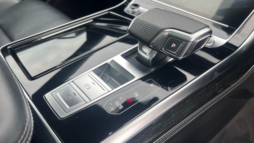 Used Audi Q8 2020 for sale - 76668205: Photo 25