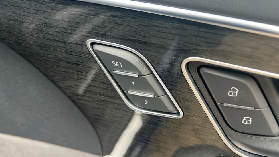 Used Audi Q8 2020 for sale - 76668205: Photo 31