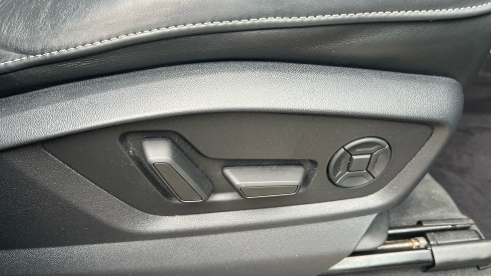 Used Audi Q8 2020 for sale - 76668205: Photo 34