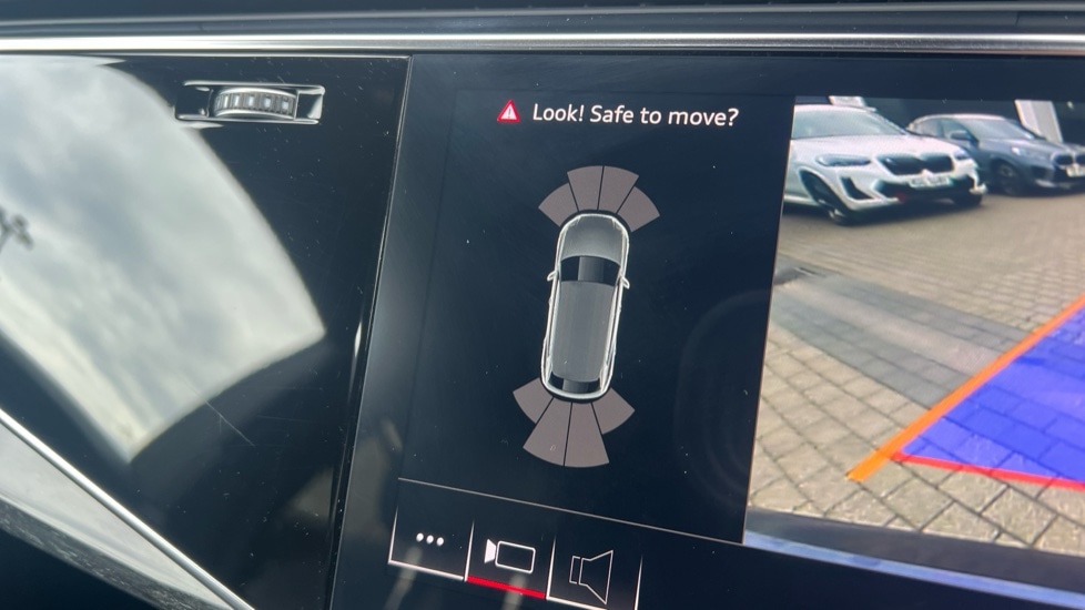 Used Audi Q8 2020 for sale - 76668205: Photo 41