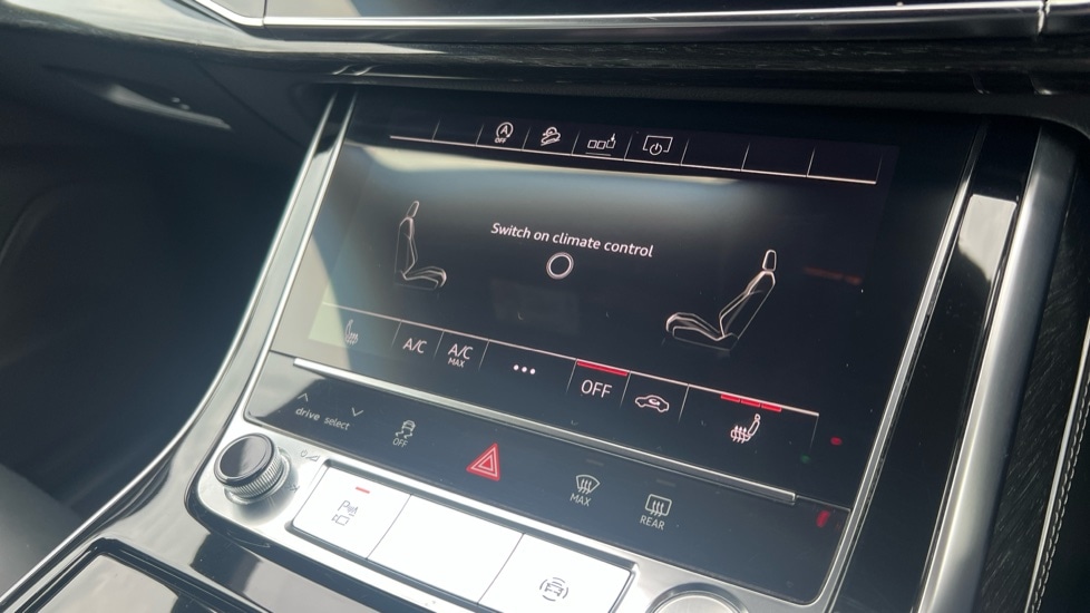 Used Audi Q8 2020 for sale - 76668205: Photo 43