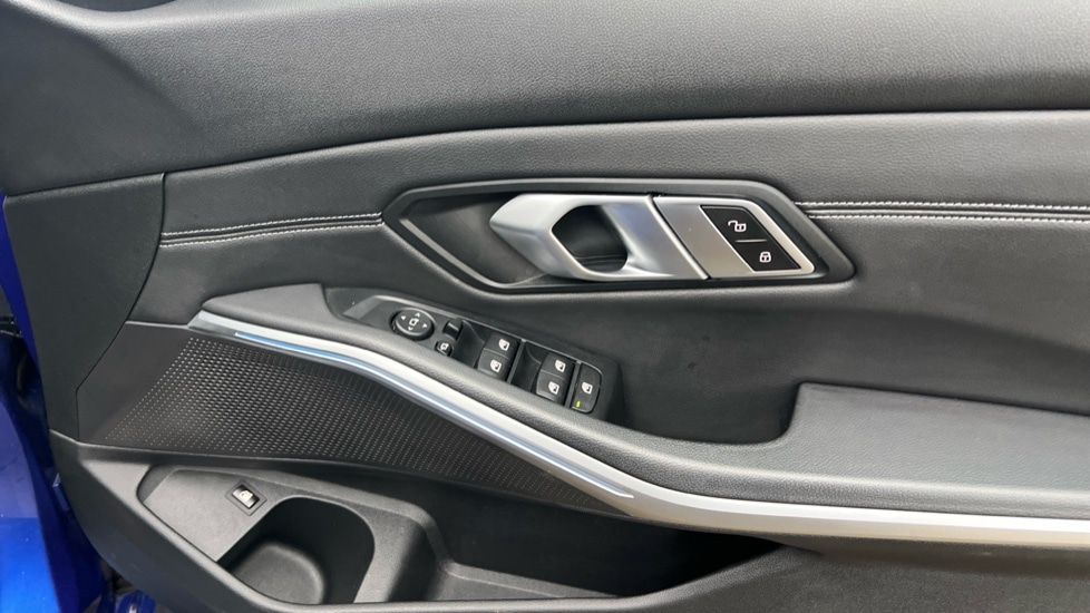 Used BMW 3 Series 2020 for sale - 76894538: Photo 30