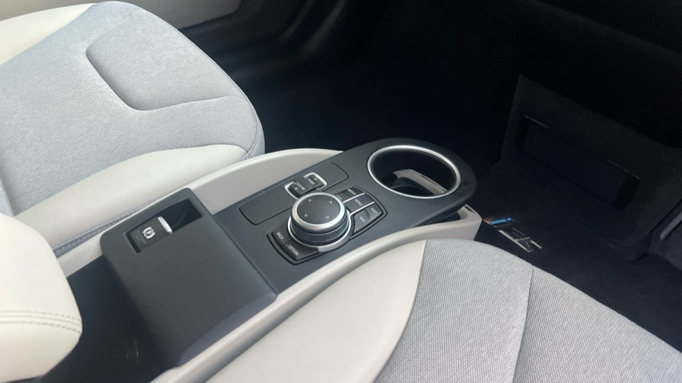 Used BMW i3 2022 for sale - 76854709: Photo 10