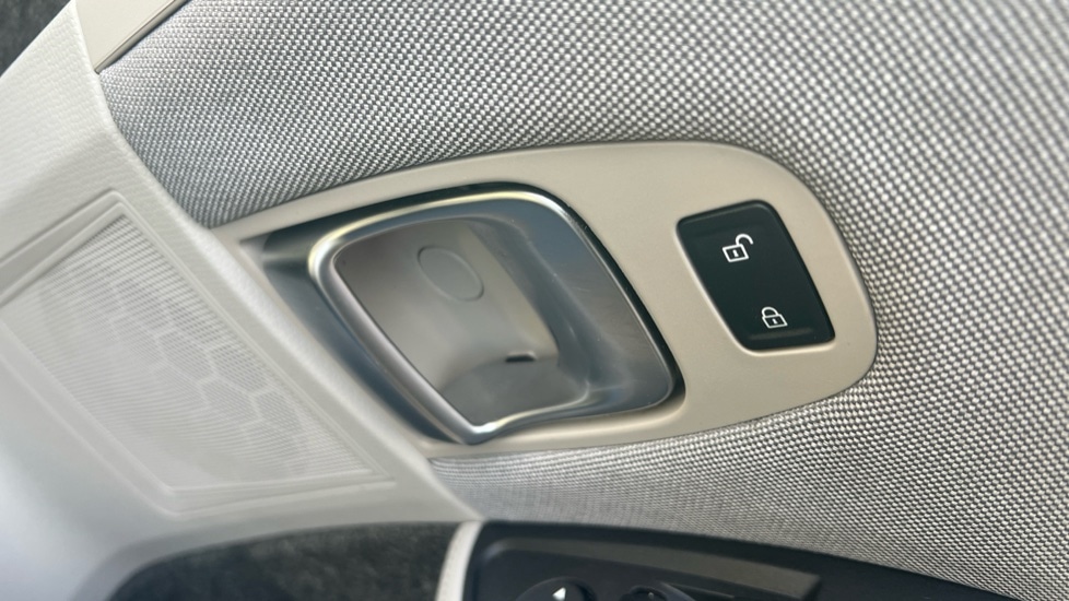 Used BMW i3 2022 for sale - 76854709: Photo 32