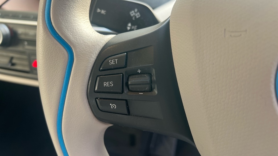 Used BMW i3 2022 for sale - 76854709: Photo 34