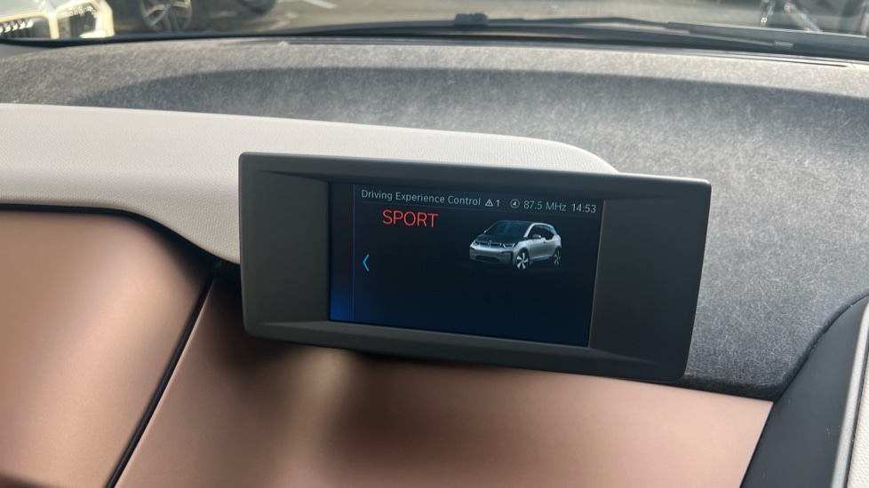 Used BMW i3 2022 for sale - 76854709: Photo 56