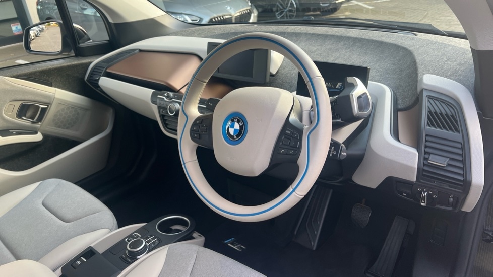 Used BMW i3 2022 for sale - 76854709: Photo 6