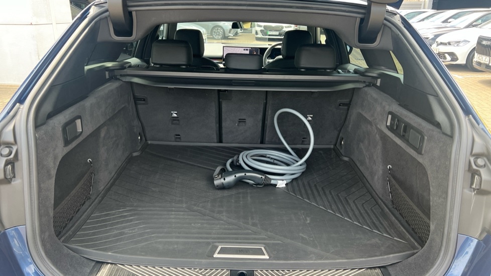 Used BMW i5 2025 for sale - 76731468: Photo 13