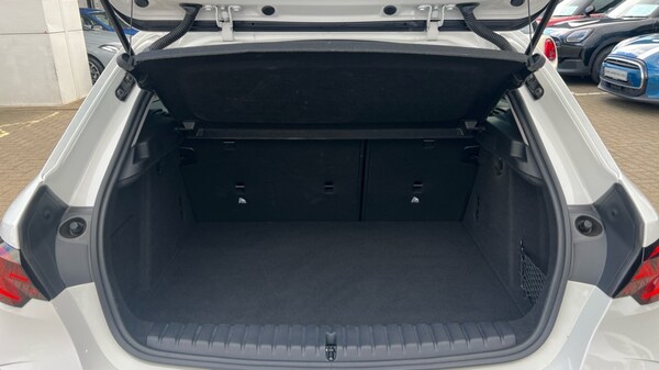 Used BMW 1 Series 2025 for sale - 76254957: Photo 13