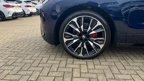 Used BMW iX 2025 for sale - 76203738: Photo 25