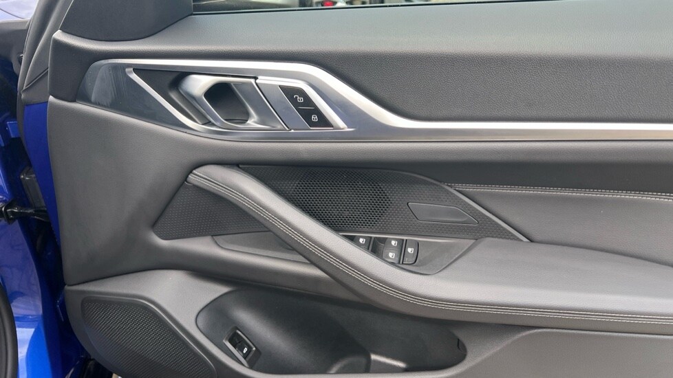 Used BMW i4 2025 for sale - 75934477: Photo 30