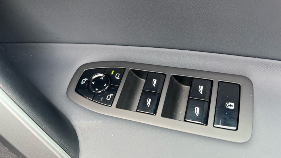 Used BMW iX 2025 for sale - 75984667: Photo 31