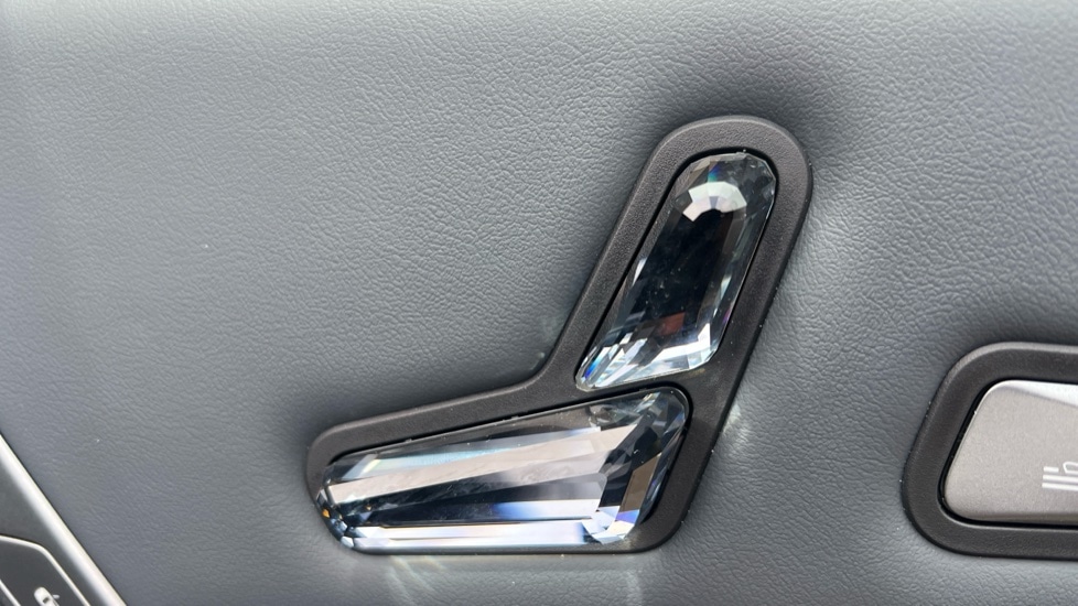 Used BMW iX 2025 for sale - 75984667: Photo 33