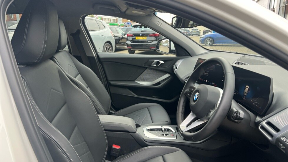 Used BMW 1 Series 2025 for sale - 76672568: Photo 11