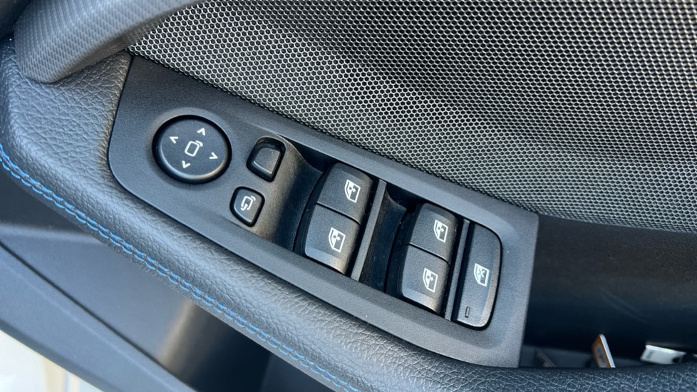 Used BMW 2 Series 2023 for sale - 77025517: Photo 30