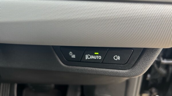 Used BMW iX1 2025 for sale - 76015162: Photo 34