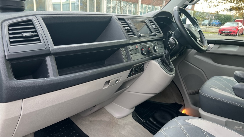 Used Volkswagen California 2018 for sale - 76635587: Photo 10