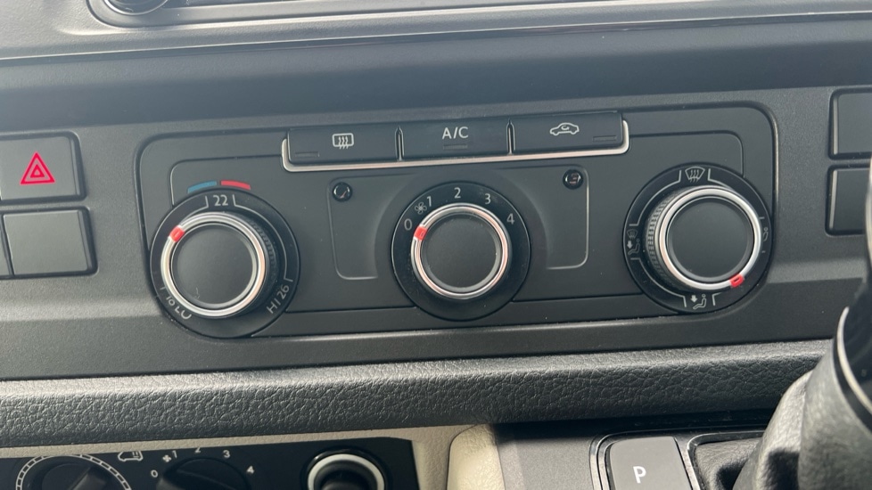 Used Volkswagen California 2018 for sale - 76635587: Photo 35