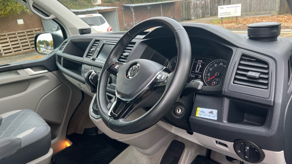 Used Volkswagen California 2018 for sale - 76635587: Photo 9