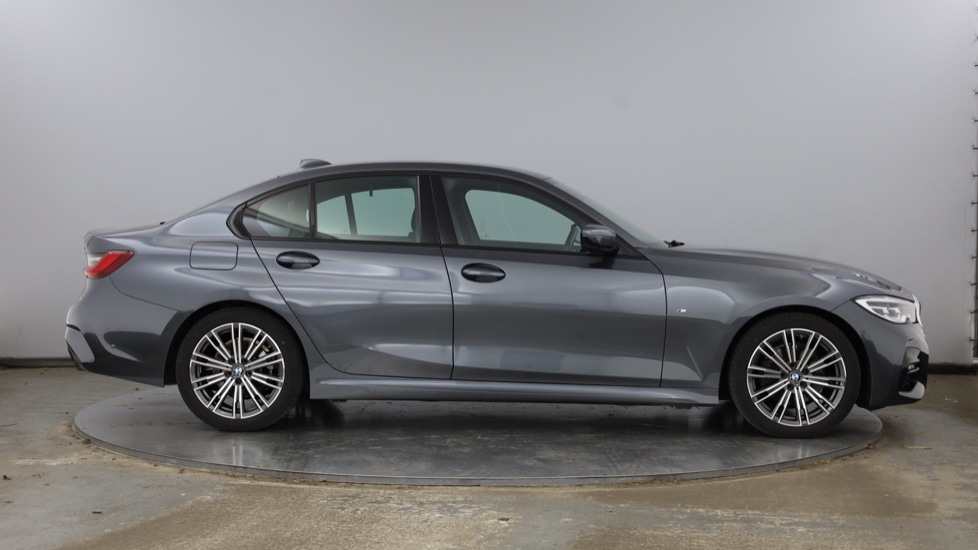 Used BMW 3 Series 2022 for sale - 76372930: Photo 3