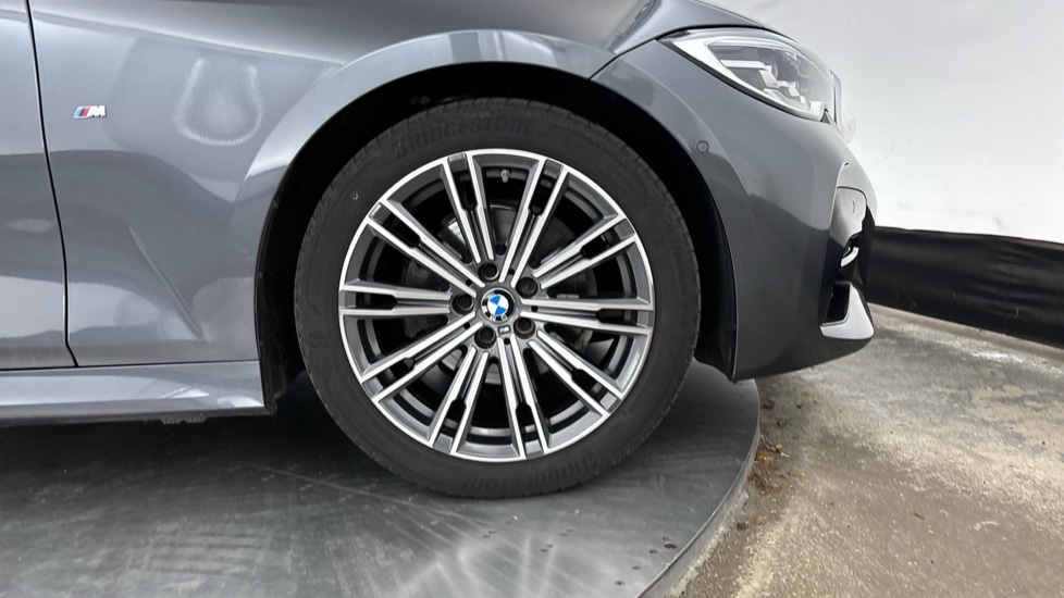 Used BMW 3 Series 2022 for sale - 76372930: Photo 4