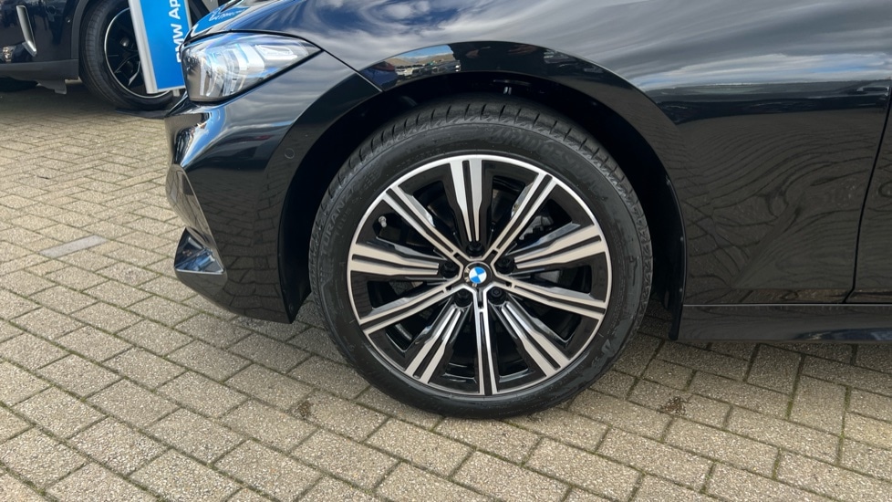 Used BMW 3 Series 2025 for sale - 76244440: Photo 25