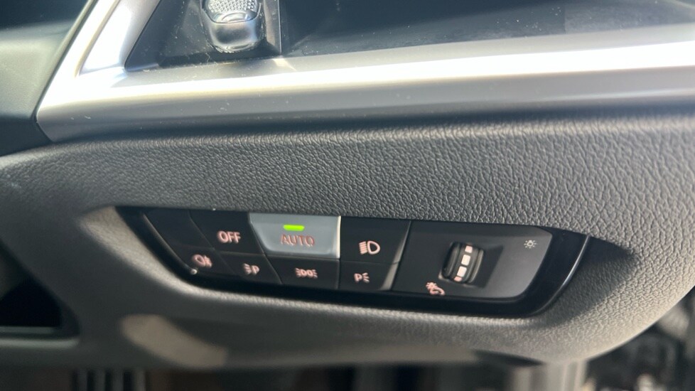 Used BMW 3 Series 2025 for sale - 76244440: Photo 31