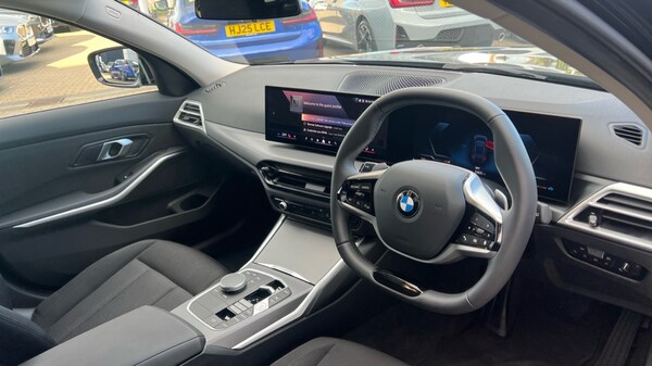 Used BMW 3 Series 2025 for sale - 76244440: Photo 6