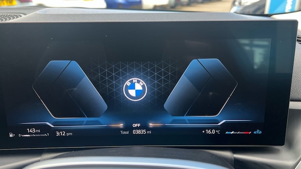 Used BMW 3 Series 2025 for sale - 76244440: Photo 9