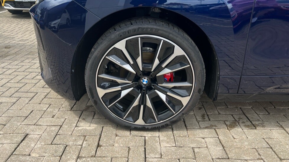 Used BMW iX 2025 for sale - 76609675: Photo 25