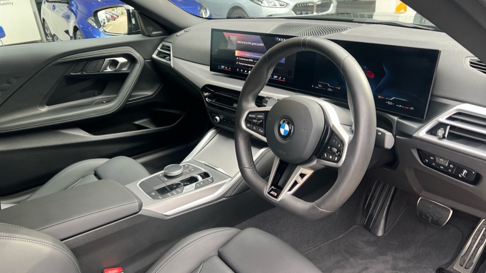 Used BMW 2 Series 2025 for sale - 76302310: Photo 6
