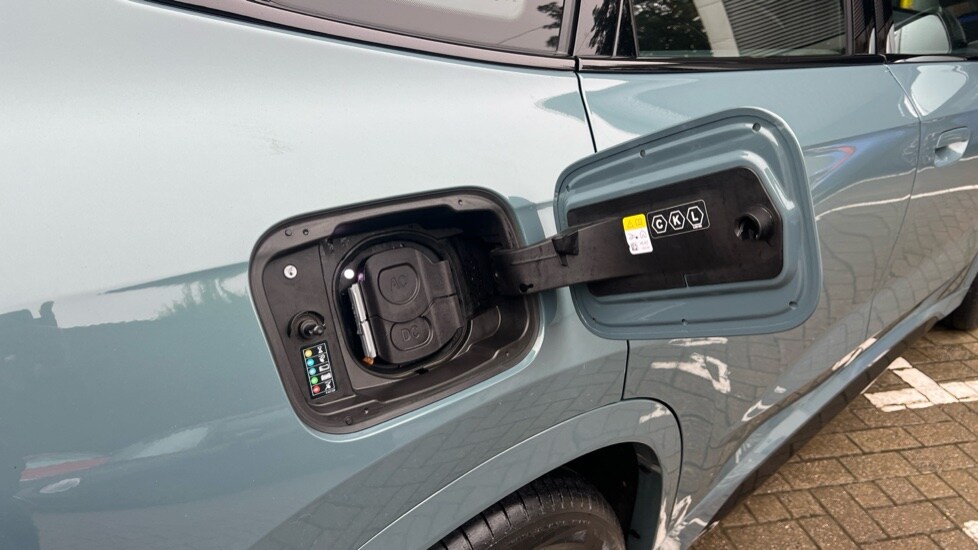 Used BMW iX1 2024 for sale - 76061944: Photo 28