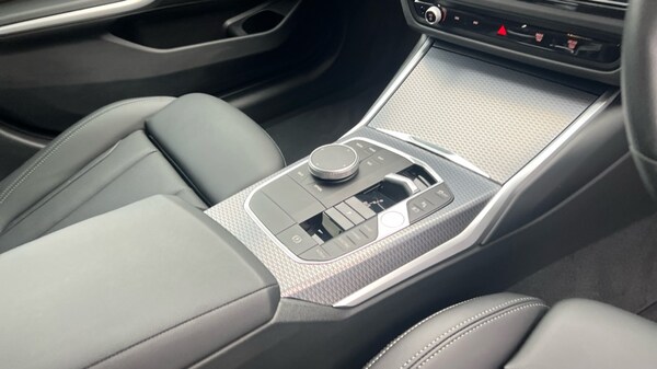 Used BMW 3 Series 2025 for sale - 76244546: Photo 10