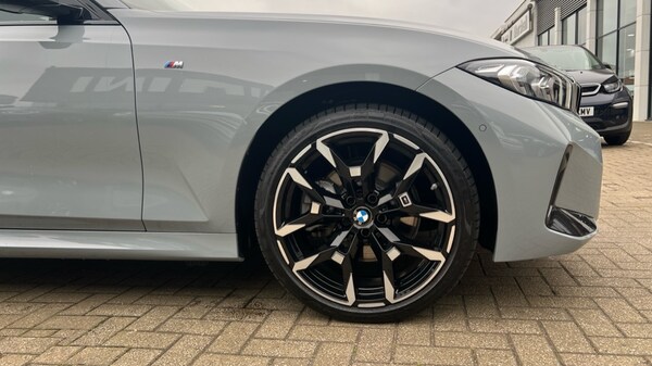 Used BMW 3 Series 2025 for sale - 76244546: Photo 14