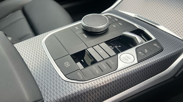 Used BMW 3 Series 2025 for sale - 76244546: Photo 19