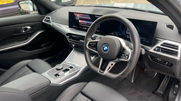 Used BMW 3 Series 2025 for sale - 76244546: Photo 6