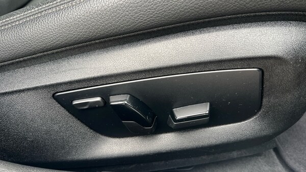 Used BMW 5 Series 2019 for sale - 76312021: Photo 34