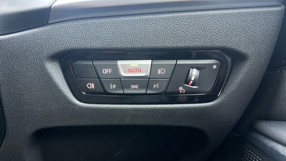 Used BMW 3 Series 2025 for sale - 76302447: Photo 30