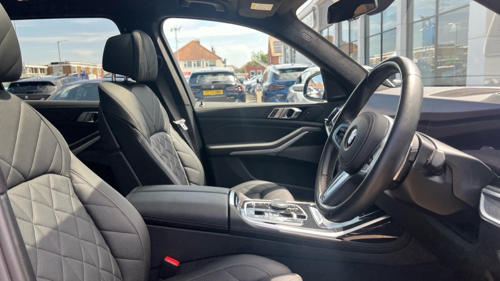 Used BMW X7 2023 for sale - 76745295: Photo 11