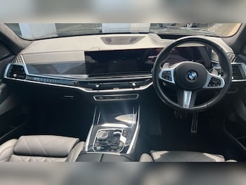 Used BMW X7 2023 for sale - 76745295: Photo