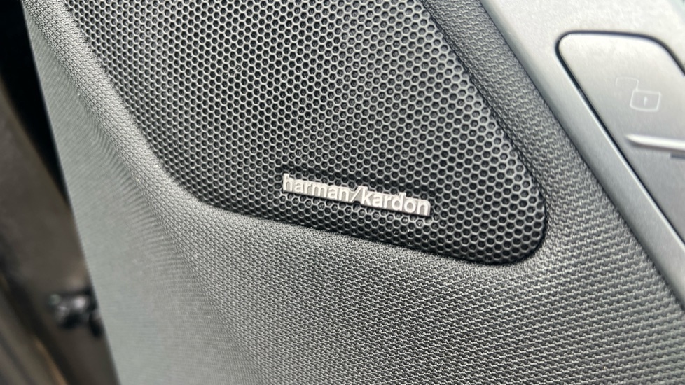 Used BMW iX 2025 for sale - 76652388: Photo 35