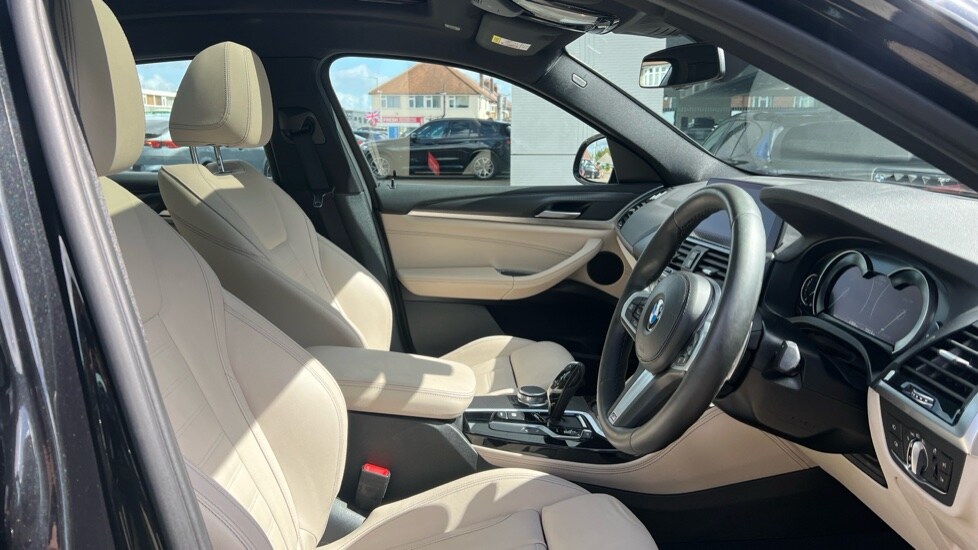 Used BMW X4 2019 for sale - 76203784: Photo 11