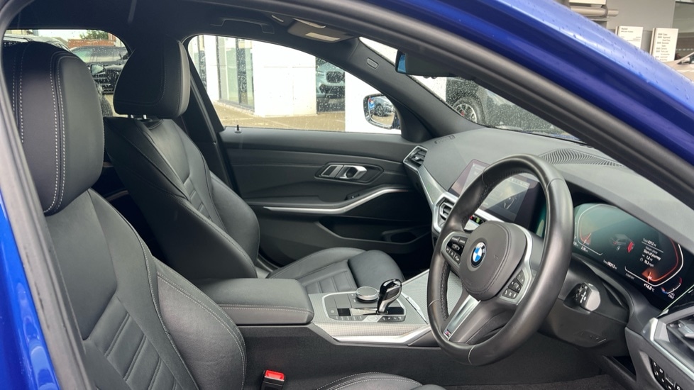 Used BMW 3 Series 2021 for sale - 76983989: Photo 11