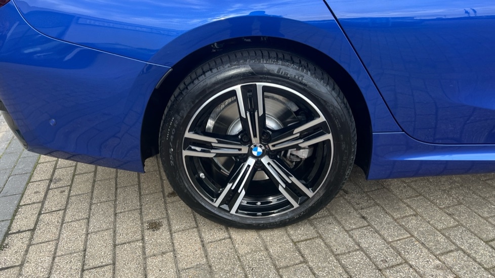 Used BMW 3 Series 2025 for sale - 76079170: Photo 27